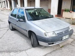 Usata 1997 Citroën Saxo Due volumi | 500 €