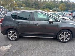 Grigio Usata 2015 Peugeot 3008 Active Tre volumi | 8000 € (Buon prezzo)