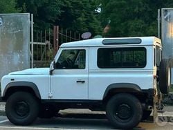 Bianco Usata 2012 Land Rover Defender SUV | 36.000 €