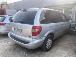 Usata 2006 Chrysler Voyager Monovolume | 200 €
