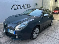 Usata 2016 Alfa Romeo Giulietta Due volumi | 8990 € (Buon prezzo)