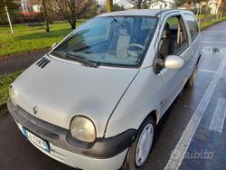 Grigio Usata 2002 Renault Twingo Due volumi | 900 €