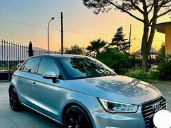 Grigio Usata 2015 Audi A1 Due volumi | 12.000 € (Buon prezzo)