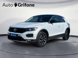 Bianco tetto nero Usata 2021 VW T-Roc Style SUV | 18.299 € (Buon prezzo)