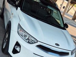 Bianco Usata 2020 Kia Stonic SUV | 14.500 € (Cara)