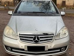 Grigio Usata 2008 Mercedes A150 Avantgarde Tre volumi | 2800 € (Buon prezzo)