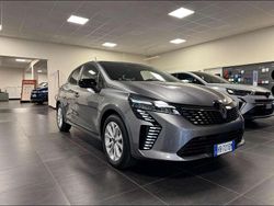 Grigio scisto Nuova 2025 Renault Clio V Tre volumi | 18.500 € (Buon prezzo)