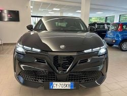 Nero metallizzato Usata 2025 Alfa Romeo Junior Edizione Speciale SUV | 29.400 € (Buon prezzo)