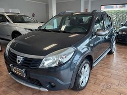 Blu Usata 2009 Dacia Sandero Stepway Tre volumi | 3900 € (Ottimo prezzo)