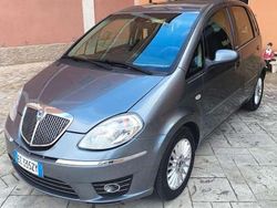 Grigio Usata 2010 Lancia Musa S Monovolume | 4500 € (Buon prezzo)