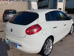 Bianco Usata 2013 Fiat 1600 Tre volumi | 3500 €