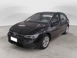 Nero Usata 2020 VW Golf VIII Life Tre volumi | 16.900 € (Buon prezzo)