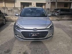 Usata 2016 Hyundai i20 Tre volumi | 6900 € (Buon prezzo)