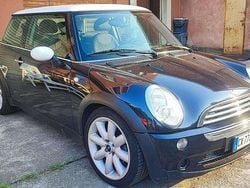 Blu/azzurro Usata 2005 Mini Cooper Seven Due volumi | 6000 € (Molto cara)