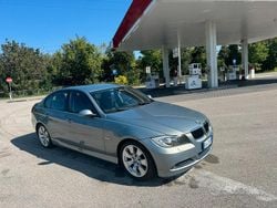 Grigio Usata 2005 BMW 320 Tre volumi | 5500 € (Cara)