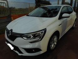 Bianco Usata 2018 Renault Mégane IV LIMITED Tre volumi | 11.900 € (Cara)