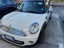 Beige Usata 2012 Mini Cooper D Clubman Station wagon | 5500 € (Buon prezzo)