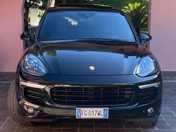 Nero Usata 2017 Porsche Cayenne SUV | 28.800 € (Ottimo prezzo)