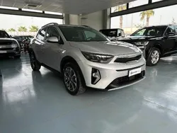 Argento Usata 2022 Kia Stonic Style SUV | 16.990 € (Buon prezzo)