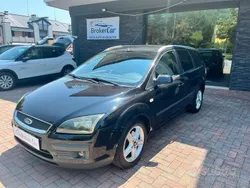 Nero Usata 2006 Ford C-MAX S Monovolume | 2500 € (Buon prezzo)