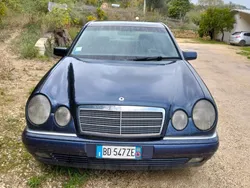 Usata 1999 Mercedes E250 Tre volumi | 1900 € (Buon prezzo)