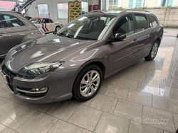 Grigio(met.) Usata 2015 Renault Laguna III LIMITED Station wagon | 7900 € (Cara)