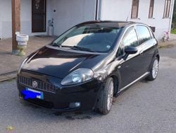 Nero Usata 2009 Fiat Grande Punto Sport Due volumi | 3999 € (Buon prezzo)