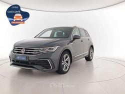 Dolphin grey metallizzato Usata 2023 VW Tiguan R-line SUV | 33.600 € (Molto cara)