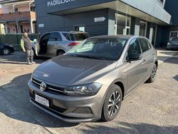 Grigio Usata 2019 VW Polo Highline Tre volumi | 9490 € (Super prezzo)