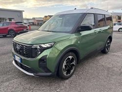 Verde Usata 2025 Ford Tourneo Courier Active Monovolume | 23.500 € (Buon prezzo)
