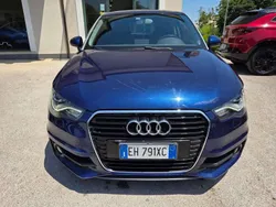 Blu Usata 2011 Audi A1 Ambition Due volumi | 6800 € (Ottimo prezzo)