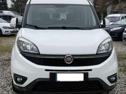 Bianco Usata 2016 Fiat Doblò Lounge Monovolume | 7450 € (Buon prezzo)