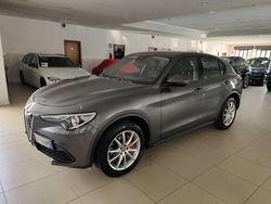 Grigio Usata 2021 Alfa Romeo Stelvio Executive SUV | 31.300 € (Buon prezzo)