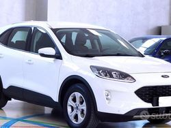 Bianco Usata 2021 Ford Kuga SUV | 20.500 € (Buon prezzo)