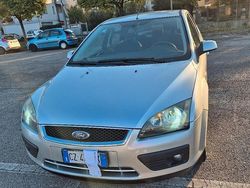 Usata 2006 Ford Focus | 2400 € (Buon prezzo)