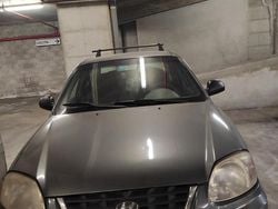 Grigio Usata 2005 Hyundai Accent Due volumi | 500 €