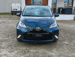 Usata 2015 Toyota Aygo X-wave Due volumi | 7400 € (Ottimo prezzo)