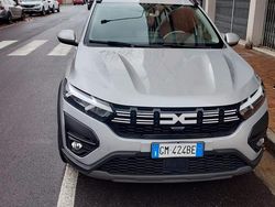 Argento Usata 2022 Dacia Jogger Extreme Monovolume | 13.500 € (Buon prezzo)