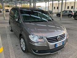 Grigio Usata 2007 VW Touran Monovolume | 5800 €