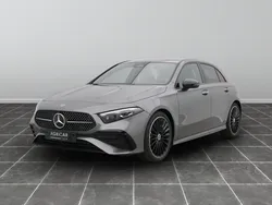 Grigio Nuova 2025 Mercedes A220 AMG Line Premium Tre volumi | 46.400 € (Molto cara)