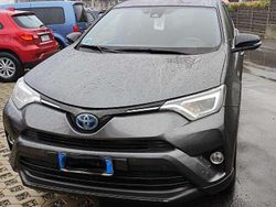 Marrone Usata 2018 Toyota RAV4 Hybrid SUV | 18.500 € (Buon prezzo)