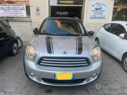 Bianco Usata 2011 Mini Cooper Countryman SUV | 10.300 € (Cara)