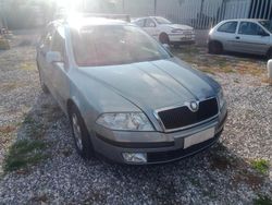 Grigio Usata 2006 Skoda Octavia Tre volumi | 3999 € (Molto cara)