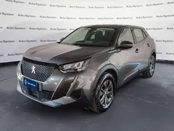 Grigio scuro Usata 2021 Peugeot 2008 Active SUV | 16.900 € (Buon prezzo)