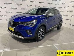 Blu/azzurro Usata 2024 Renault Captur Techno SUV | 17.900 € (Buon prezzo)