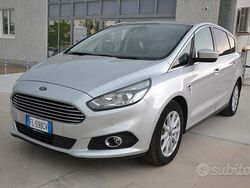 Grigio Usata 2017 Ford S-MAX S Monovolume | 15.900 € (Buon prezzo)