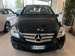 Nero Usata 2010 Mercedes B180 Executive Monovolume | 5500 € (Buon prezzo)