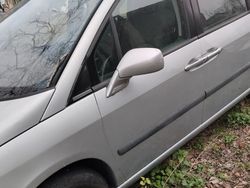 Grigio Usata 2002 Peugeot 807 Monovolume | 1000 €