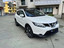 Bianco Usata 2017 Nissan Qashqai SUV | 15.200 €