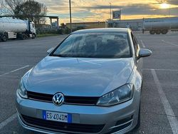 Grigio Usata 2013 VW Golf VII Tre volumi | 10.000 € (Cara)